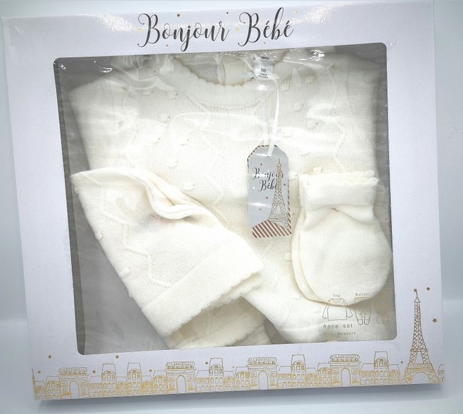 Boxed Knitted Set in Cream W21820
