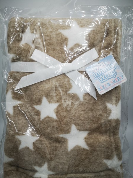 Cream  Fleece Wrap with Stars 150